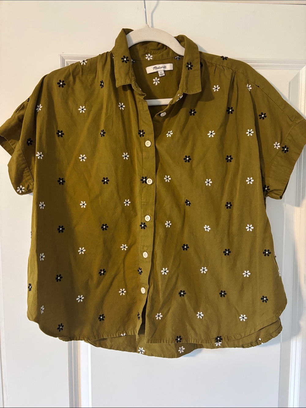 Madewell Olive Green Short-Sleeve Button-Down with Floral Embroidery
